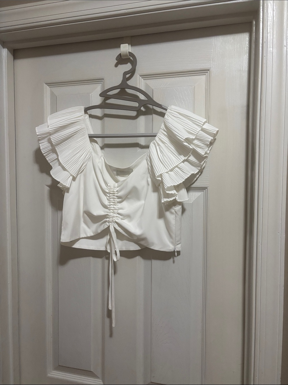 Women's White Ruffled Sleeve Drawstring Crop Top
